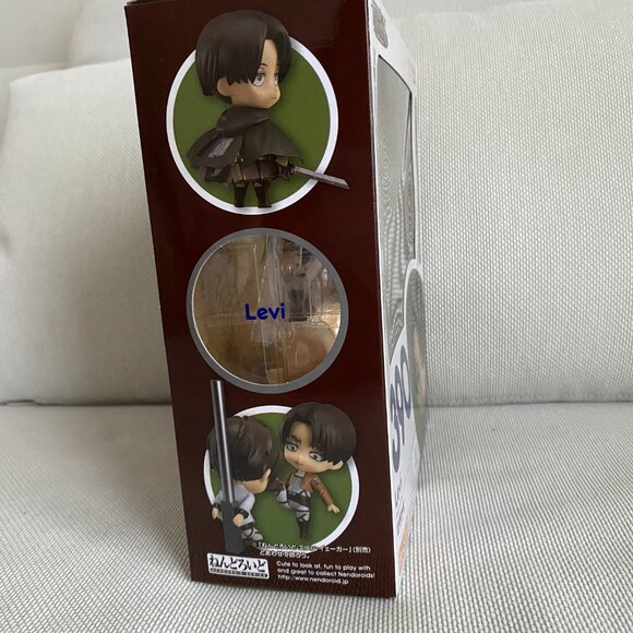 New Good Smile Company Attack on Titan: Levi Ackerman Nendoroid Figure 390 - Picture 4 of 4